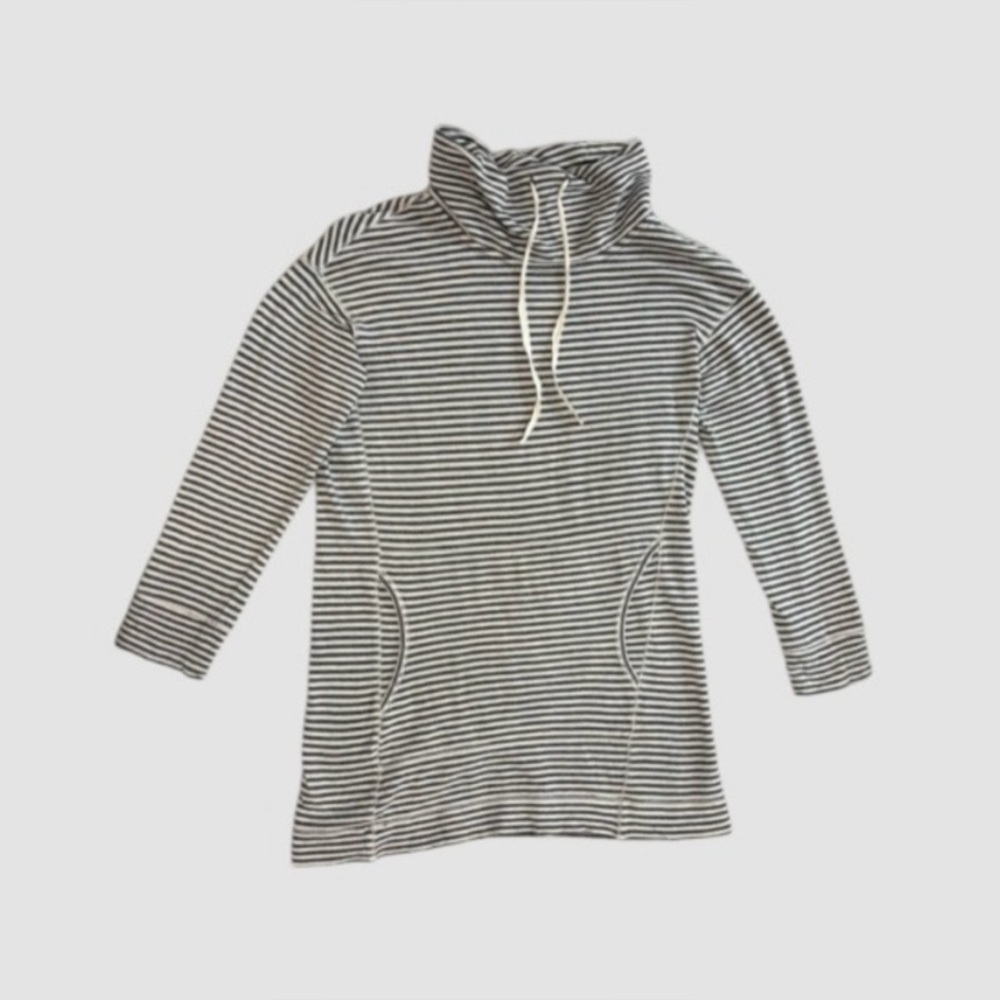 Max Studio‎ Women’s Small Black and White Striped Cowl Neck Pullover Sweatshirt